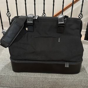 Beis - The Weekender Bag - Black
